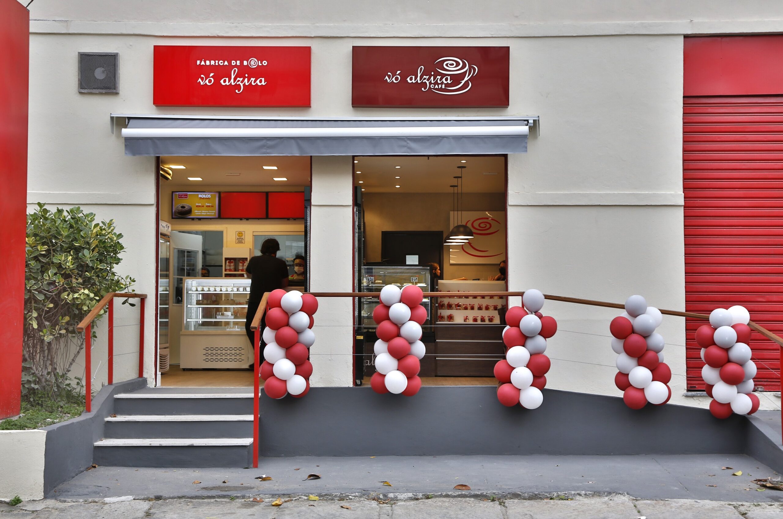 Vó Alzira Café abre primeira loja conceito na cidade - Vó Alzira